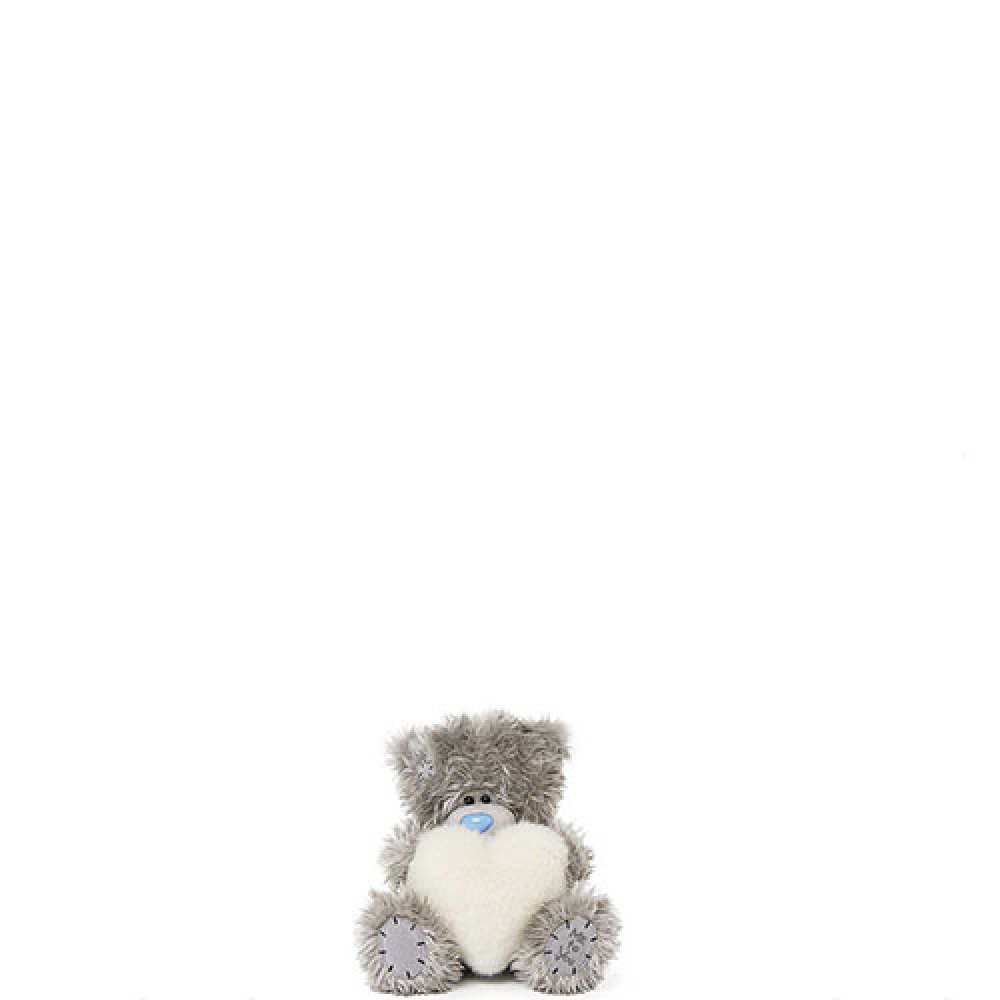 Открытка на каждый день с именем, Шанель Хочу обнять тебя медвежонок с сердечком белого цвета Прикольная открытка с пожеланием онлайн скачать бесплатно 