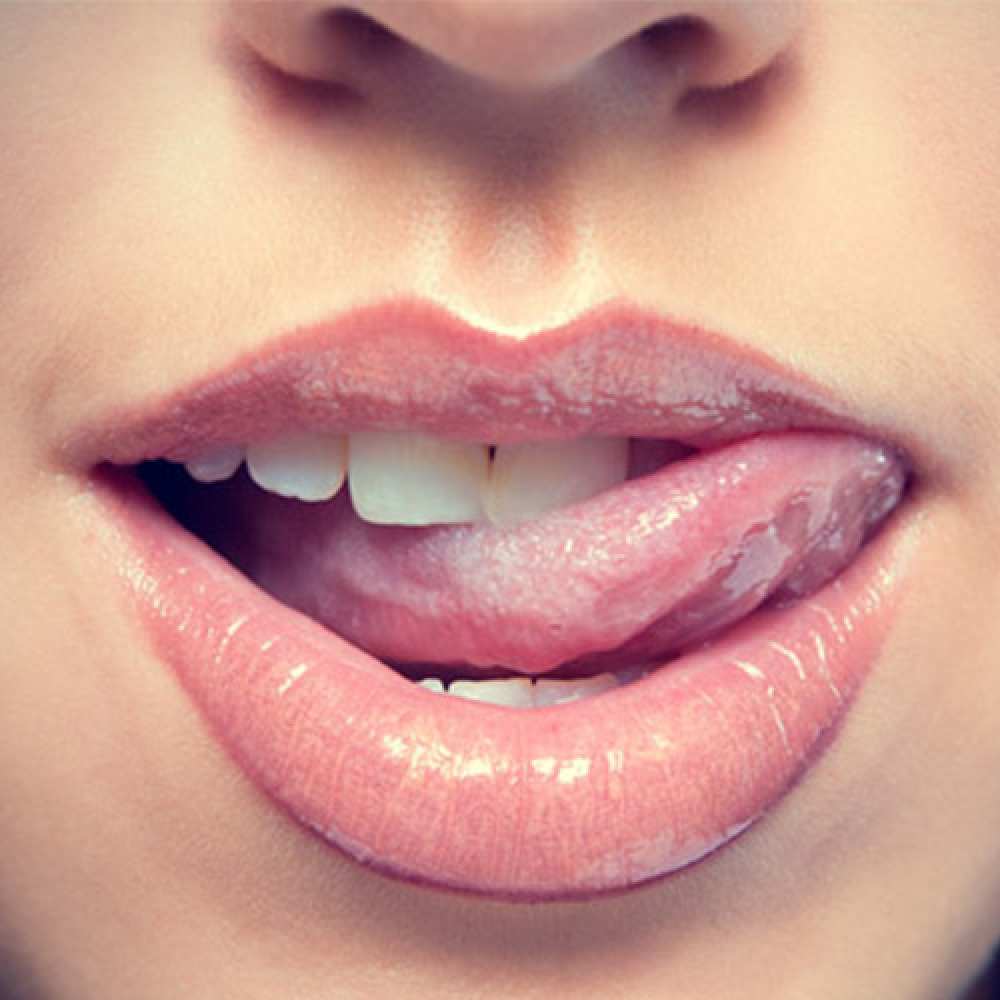 Открытка на каждый день с именем, Дебора Целую тебя губы с языком Прикольная открытка с пожеланием онлайн скачать бесплатно 