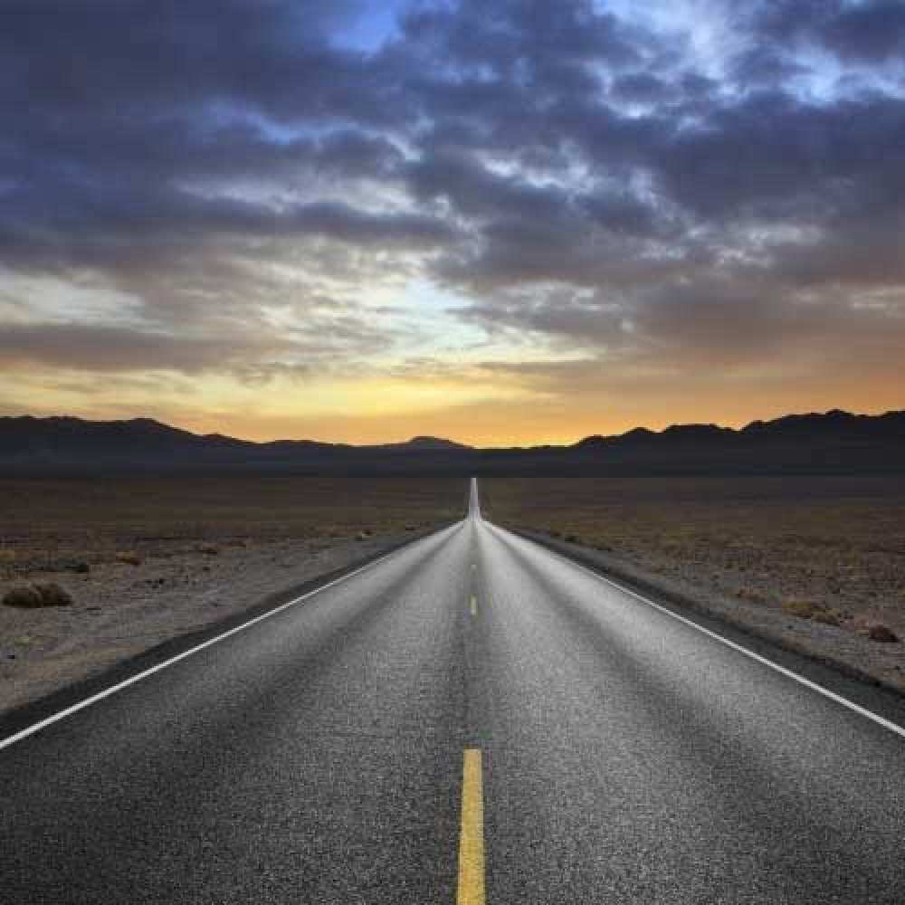 Открытка на каждый день с именем, Кисуля Счастливого пути горы на горизонте Прикольная открытка с пожеланием онлайн скачать бесплатно 