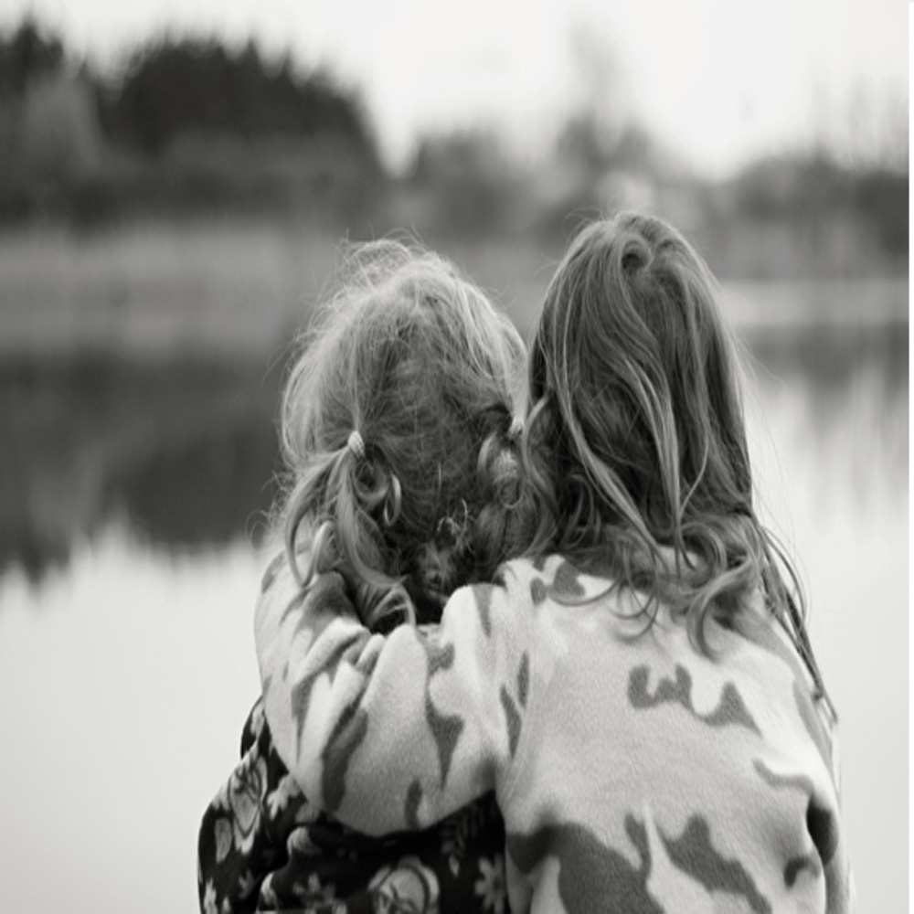 Открытка на каждый день с именем, новик Хочу обнять тебя в дали все в тумане Прикольная открытка с пожеланием онлайн скачать бесплатно 