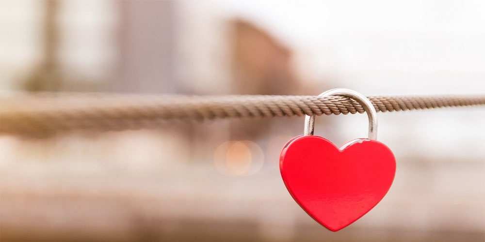 Открытка на каждый день с именем, Зара Я тебя люблю верность и любовь Прикольная открытка с пожеланием онлайн скачать бесплатно 