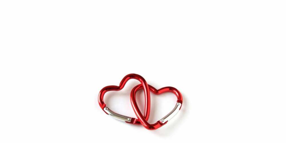Открытка на каждый день с именем, Армен Я тебя люблю карабин, сердце Прикольная открытка с пожеланием онлайн скачать бесплатно 
