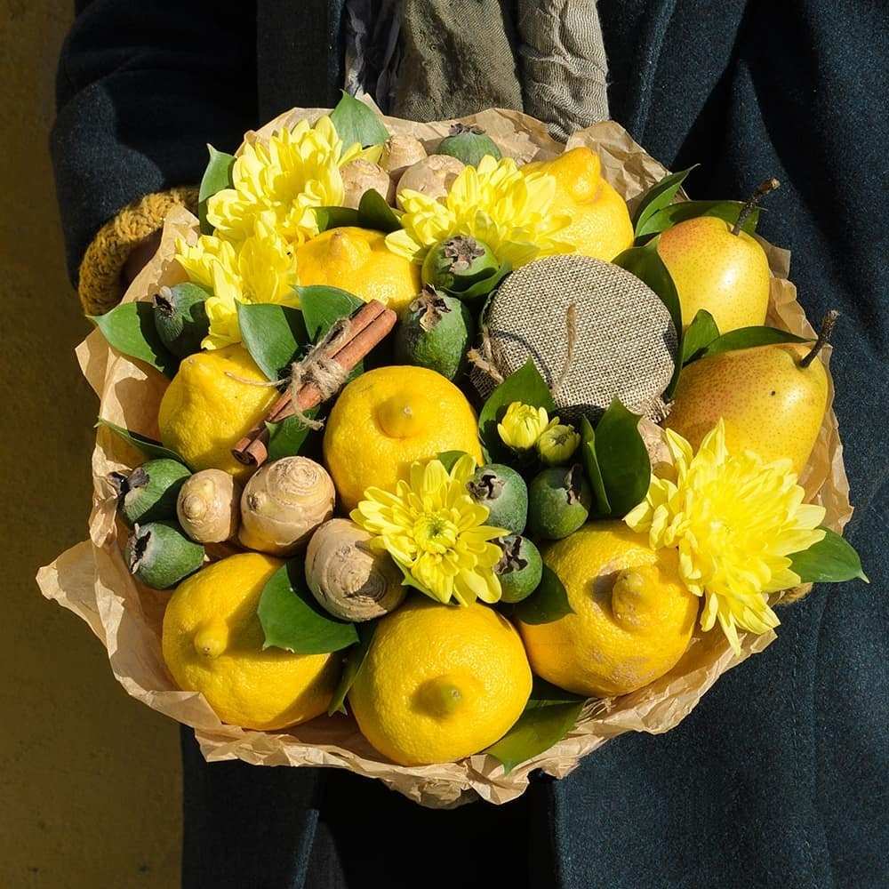 Открытка на каждый день с именем, открытка-бесплатно Выздоравливай букет витаминов Прикольная открытка с пожеланием онлайн скачать бесплатно 