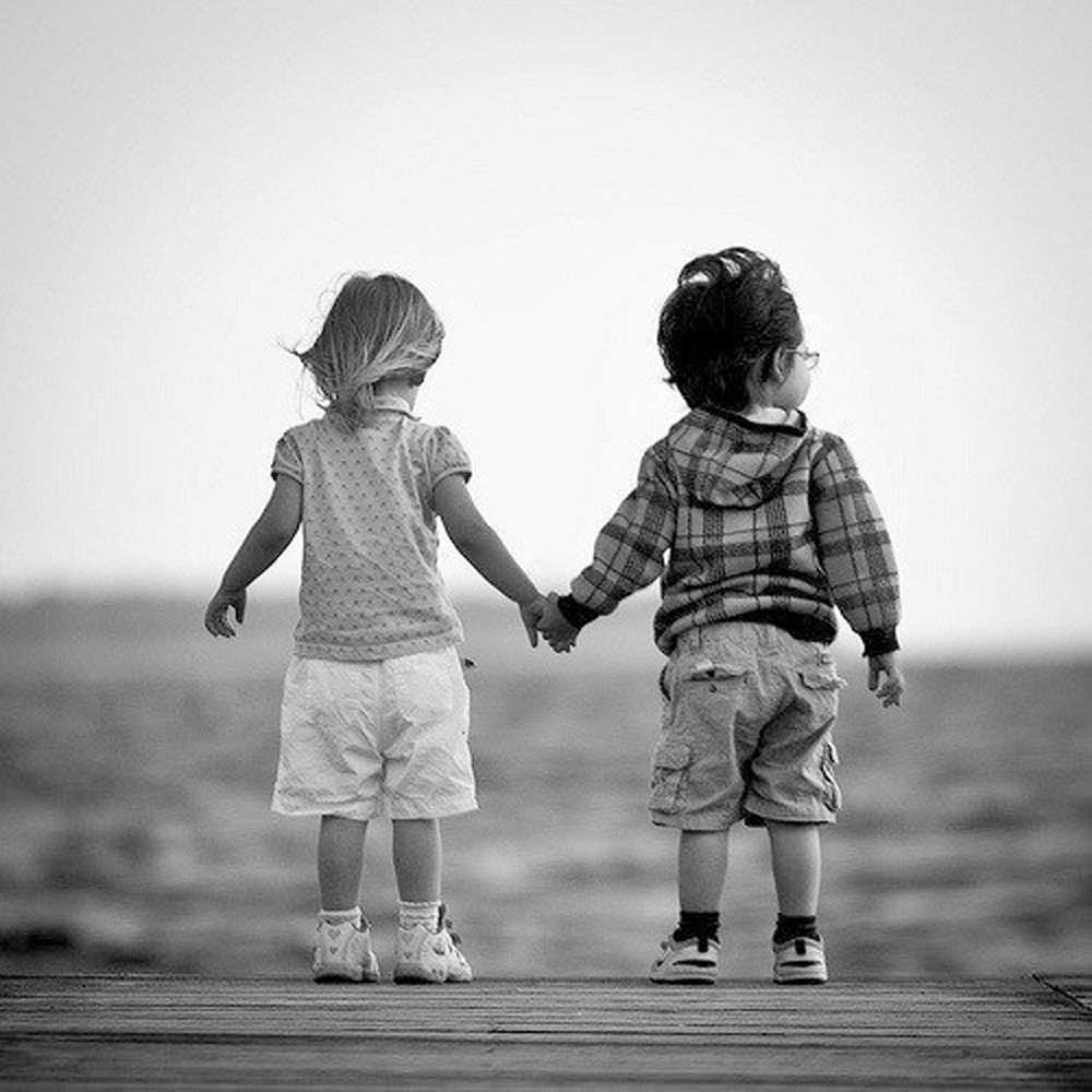 Открытка на каждый день с именем, Крохотная Хочу обнять тебя давай дружить Прикольная открытка с пожеланием онлайн скачать бесплатно 